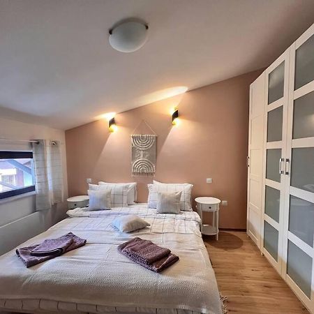 Cozy 1 Bedroom Apartment Next To The Gondola Bansko Ngoại thất bức ảnh